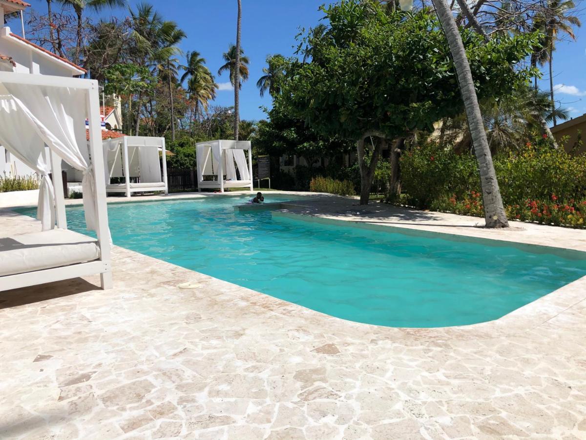 V&V Beach House Punta Cana Exterior photo